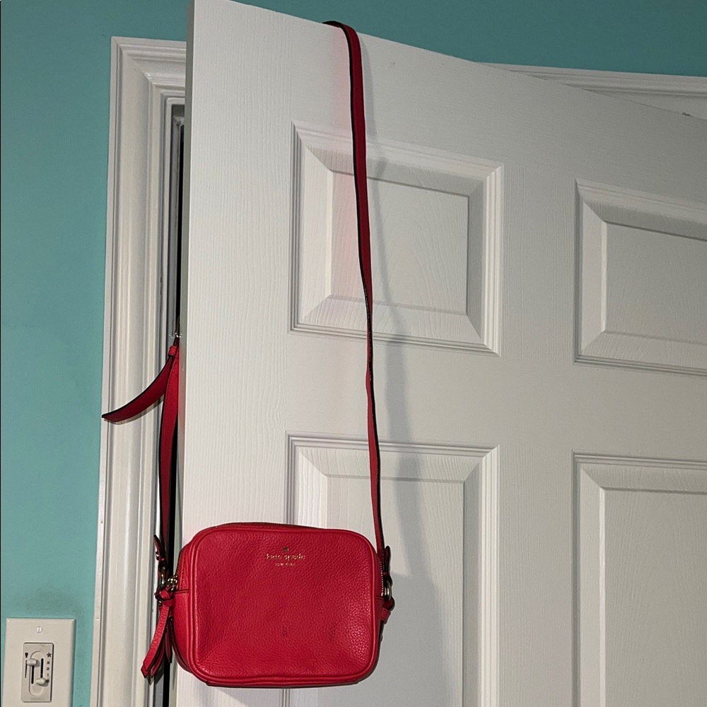 kate spade pink leather crossbody camera bag with gold hardware